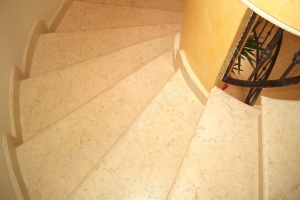 Мраморные ступени